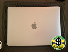 Macbook Air 2020 -1.jpg