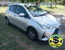 2018 Toyota Vitz (10).jpeg